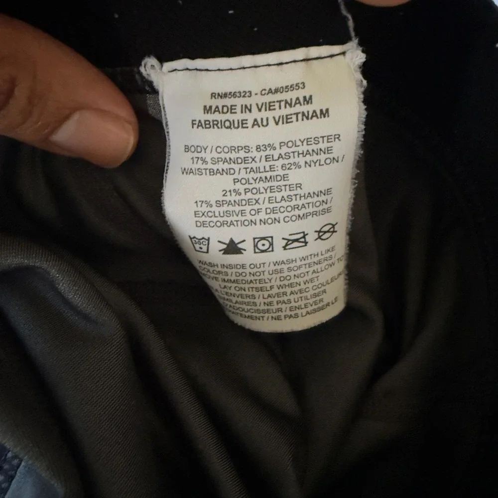 Nike Pro Women XS Black Camo 3
